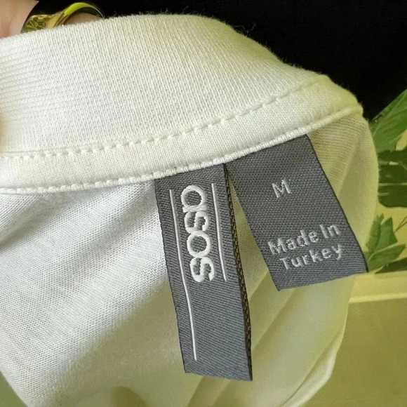 ASOS White High Neck Rise Up Floral Graphic Tee Size M - Picture 5 of 5